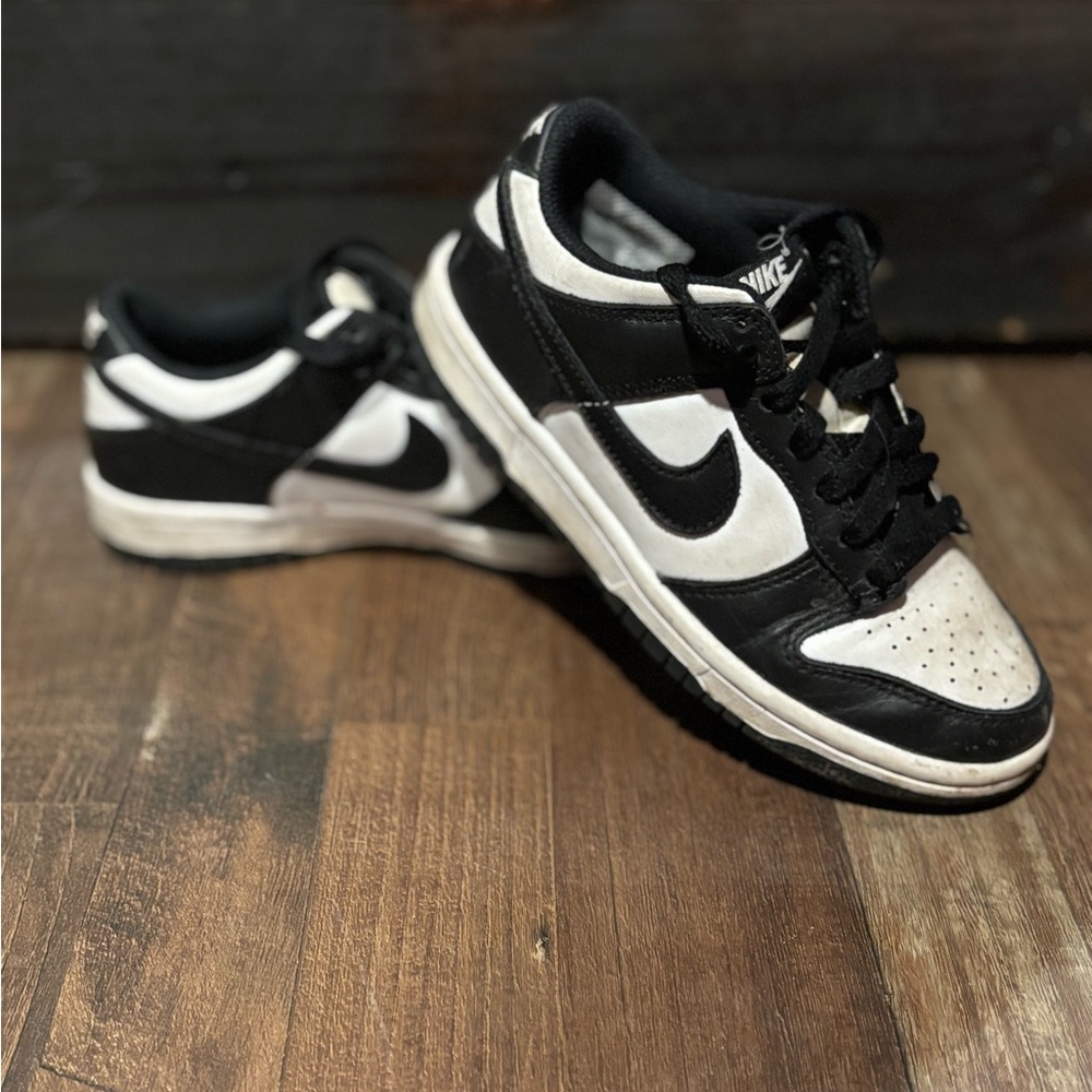 NIKE sneakers